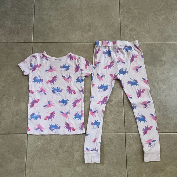 Kids Headquarters Unicorn Pajamas Size 6 Long Pants Short Sleeve Top
Blue pink - Picture 3 of 4